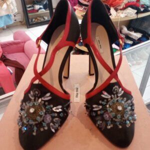 NWB MIU MIU COUTURE MARY JANE HEELS
